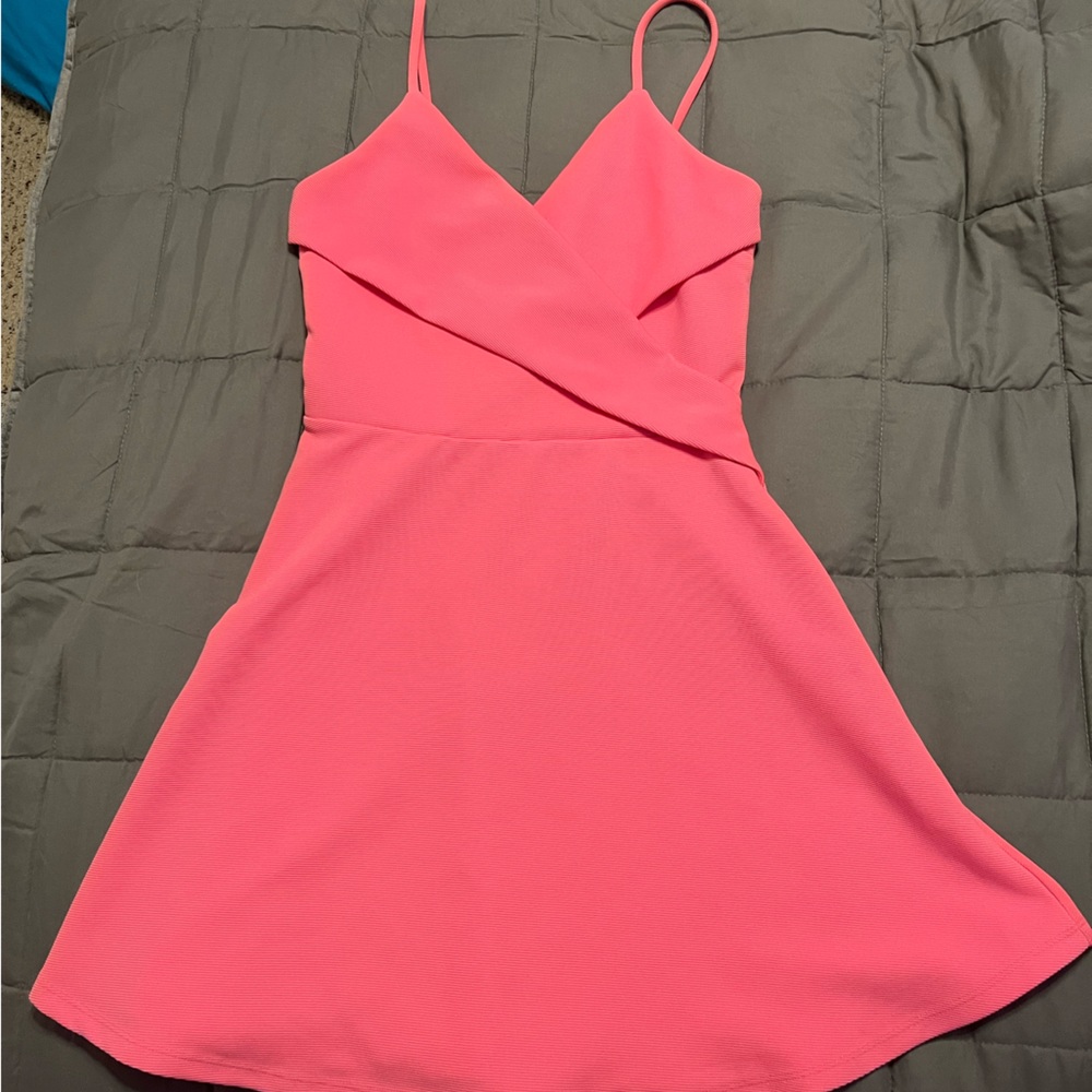 CHARLOTTE RUSSE PINK SPAGHETTI STRAP MINI DRESS